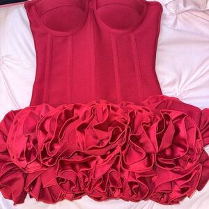 Elegant Red Strapless Dress with Ruffle Skirt